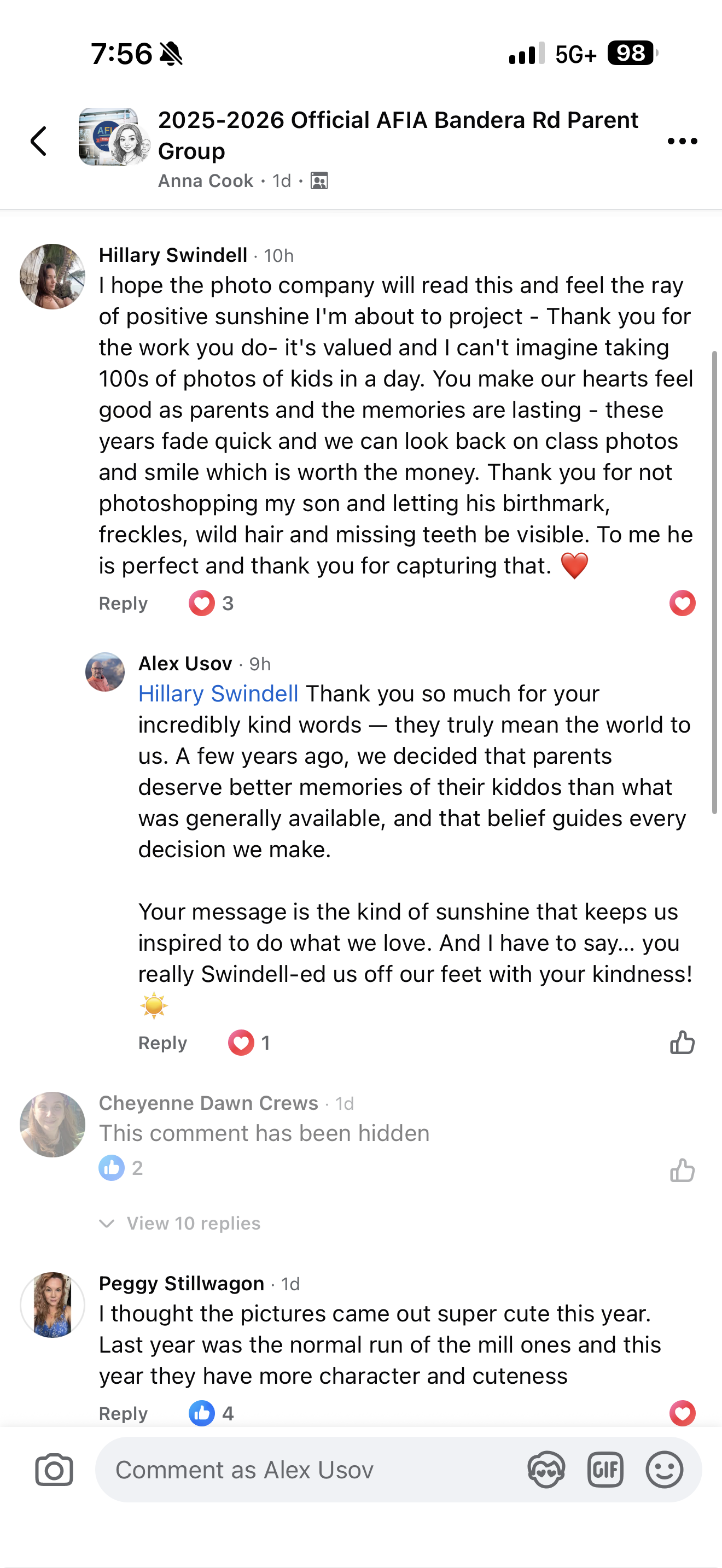 A Facebook parent-group message about SA Picture Day.